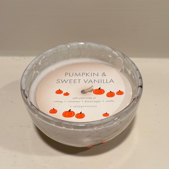 Anthropologie Pressed Bead Pumpkin & Sweet Vanilla Glass Candle - Picture 3 of 4